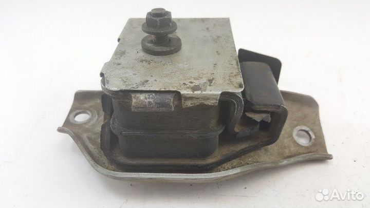 Подушка двигателя правая Subaru Forester SG9 EJ255