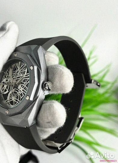 Часы наручные Hublot WHB3 серебро (Арт.99400)