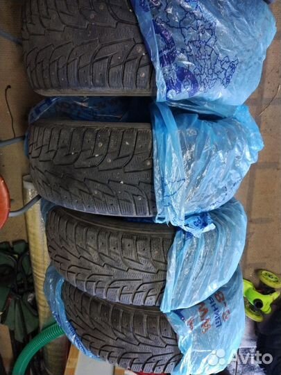 Hankook Winter I'Pike RS W419 215/60 R16