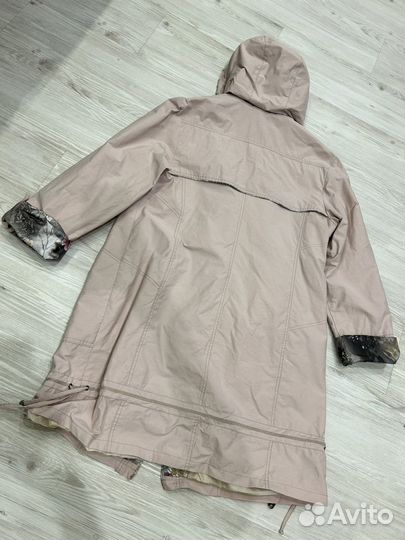 Плащ-ветровка женская р.56