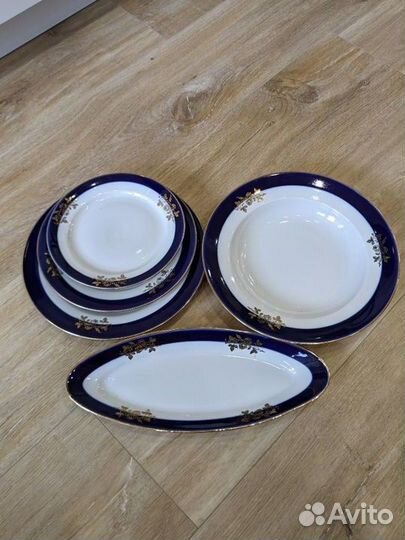 Сервиз столовый кобальт розы
