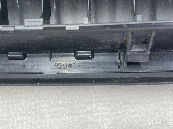 Воздуховод багажника задний правый Toyota Land