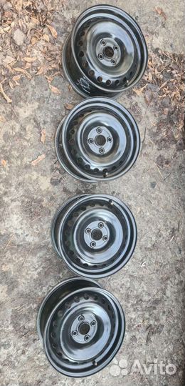 R15 диски 4*100 оригинал Solaris, Rio