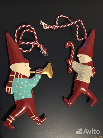 Новогодние игрушки на ёлку