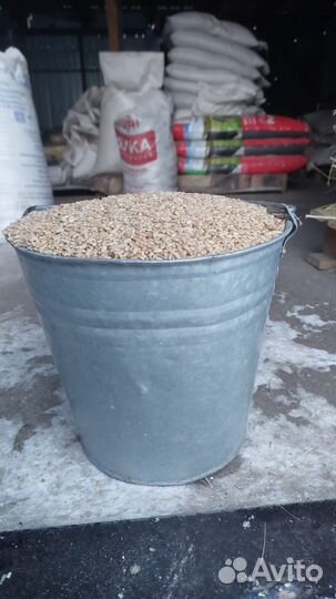 Зерно пшеница мешок 40 кг корма для животных