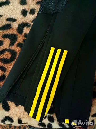 Спортивные штаны adidas
