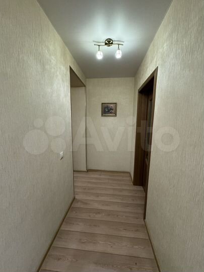 2-к. квартира, 65 м², 3/10 эт.