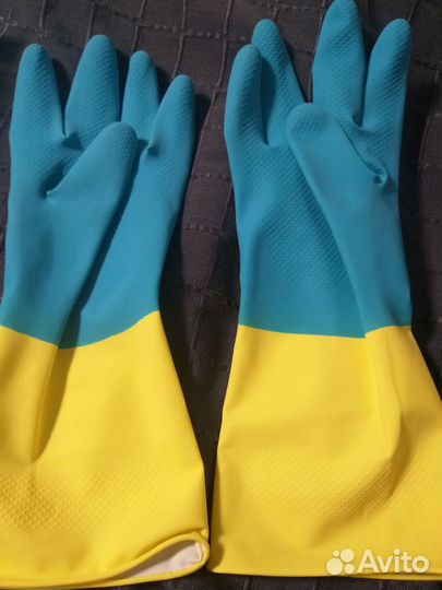 Резиновые перчатки