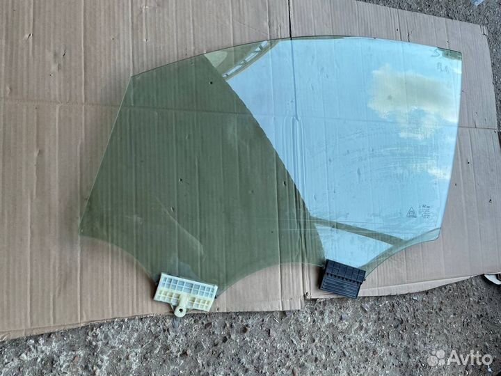 Переднее левое стекло Хендай Санта Фе 4 тм