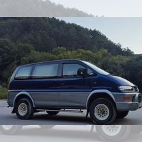 Mitsubishi Space Gear 2.4 MT, 1998, 400 000 км, с пробегом, цена 1 000 000 руб.