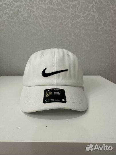 Nike dri fit кепка