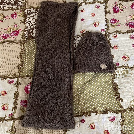 Комплект шапка и снуд