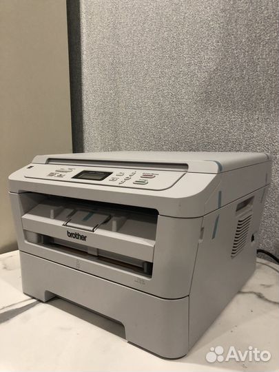 Принтер DCP-7055R