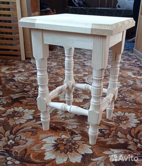 Стулья и табуретки