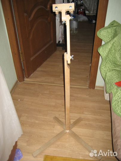 Стойка\подставка для пялец напольная