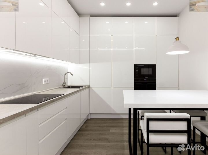 Кухня под заказ Угловая Белая