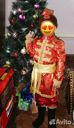 Костюм карнавальный