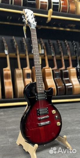 Электрогитара Les Paul с комбо (новая)