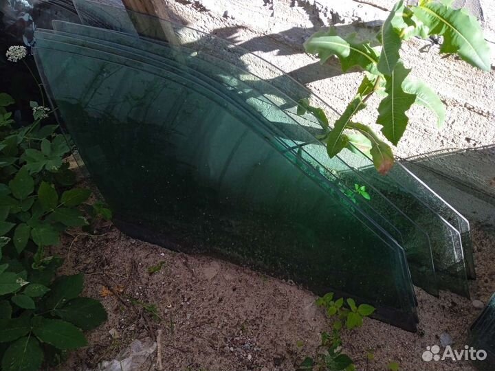 Бмв е39 стекло двери