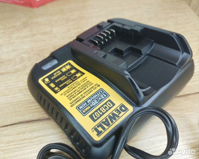 Зарядное устройство 110 вольт Dewalt