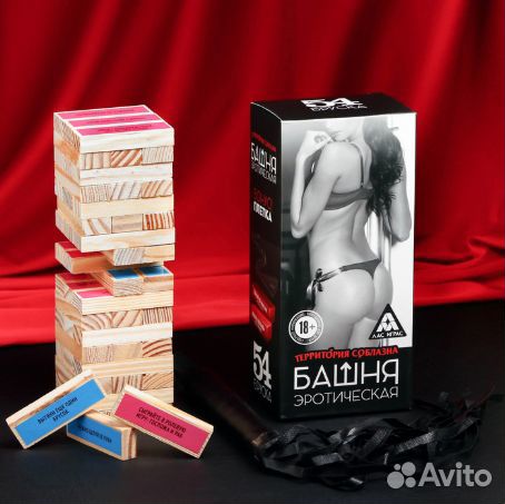 Падающая башня