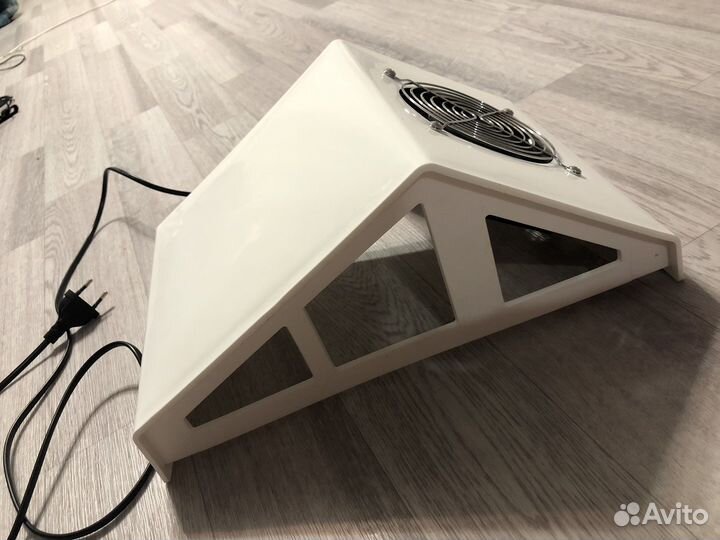 Пылесос для маникюра