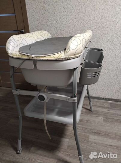 Пеленальный столик Chicco Cuddle &Bubble Comfort с