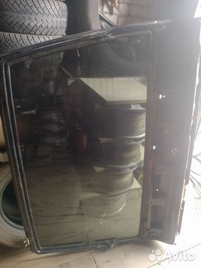 Заднее стекло ваз 2114