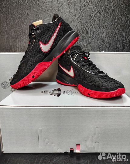 Кроссовки Nike LeBron playground 20