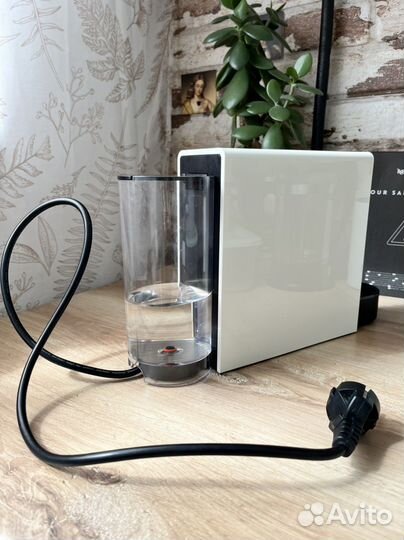 Кофемашина nespresso essenza mini белая