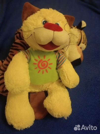 Мягкий кот и другие игрушки