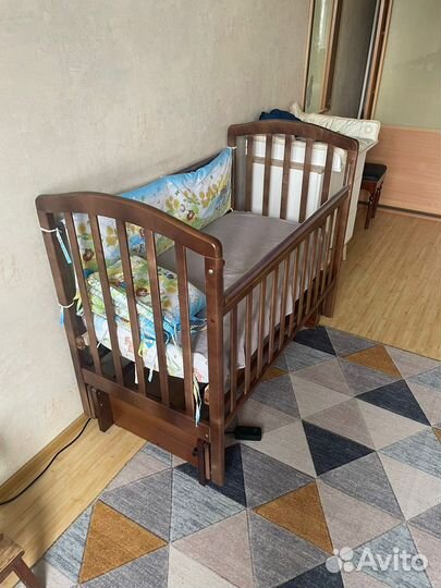 Детская кровать детский стол для пеленания