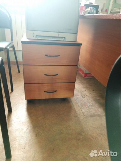 Тумба офисная выкатная