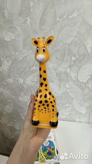 Интерактивная игрушка. Жирафик Бонни