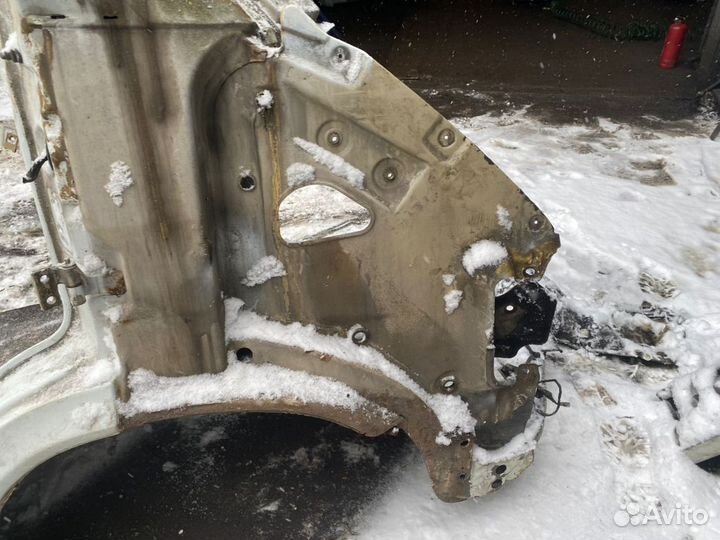 Лонжерон передний правый