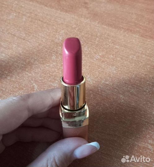 Помада для губ