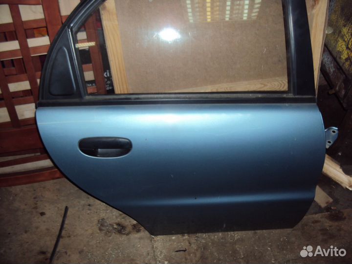 Задняя правая дверь Chevrolet lanos