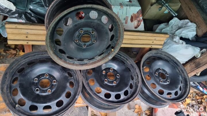 Диски стальные R16 Шкода Октавия