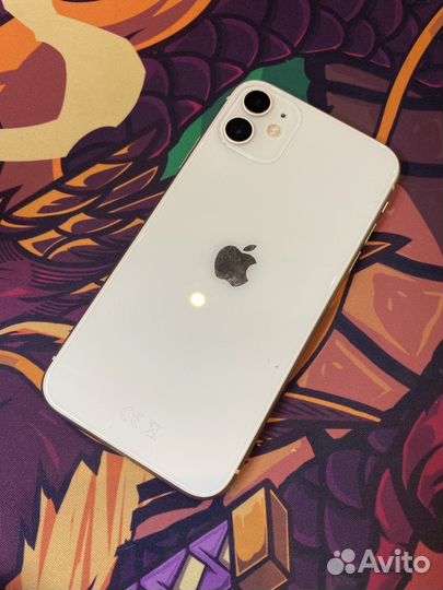 iPhone 11, 64 ГБ