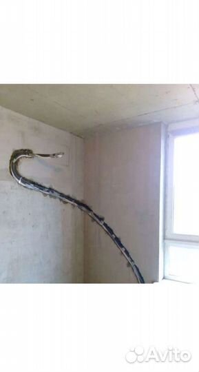 Прокладка трассы для сплит-систем штраба в стене