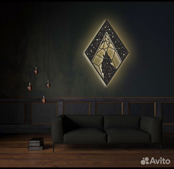 Панно из дерева