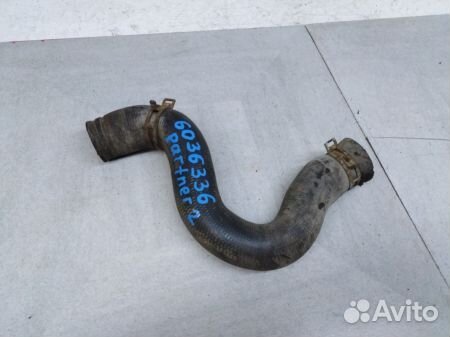 Патрубок системы охлаждения