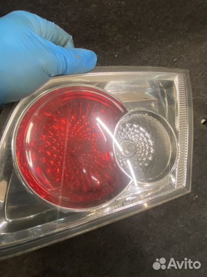 Задрие фонари в крышку багажника мазда 6 gg