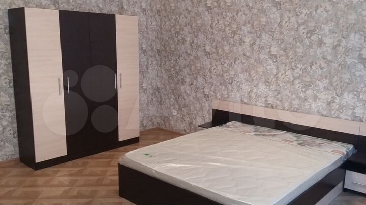 2-к. квартира, 77 м², 3/19 эт.