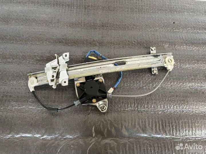Стеклоподъемник передний правый Mazda Millenia