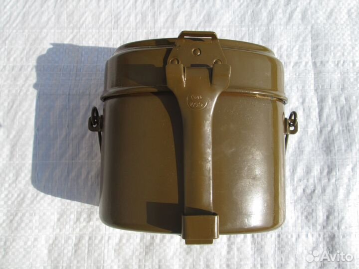 Котелок армейский