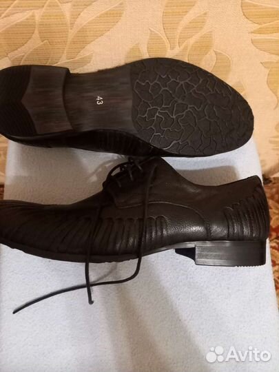 Туфли мужские 44 размер новые италия