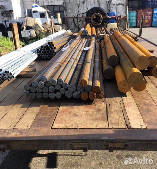 Горячекатаный круг из конструкционной сортовой стали 110, марка Ст20