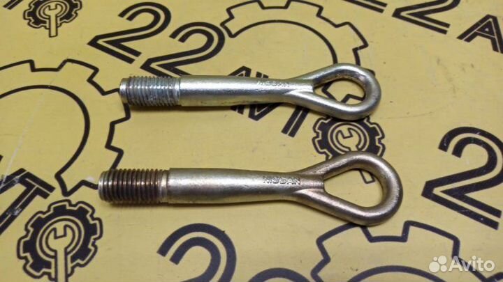 Крюк буксировочный Nissan Dualis J10 MR20DE