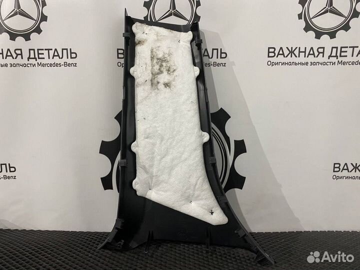 Обшивка центральной стойки правая Mercedes-Benz